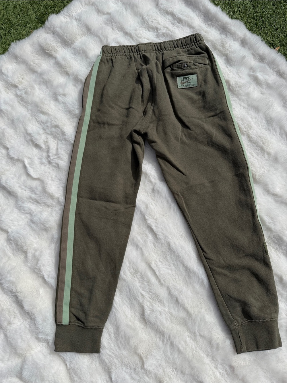 Nike stories Flight olive green sweatpant joggers small - Picture 9 of 10